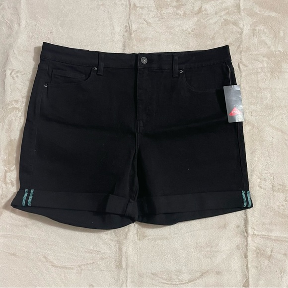LuLaRoe Pants - LulaRoe Boyfriend Shorts Womens‎ Size 34 Black Denim Cuffed Stretch NWT